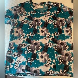 Floral scrub top